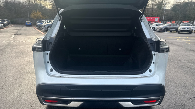 Nissan Qashqai 1.3 DiG-T MH Acenta Premium 5dr Petrol Hatchback